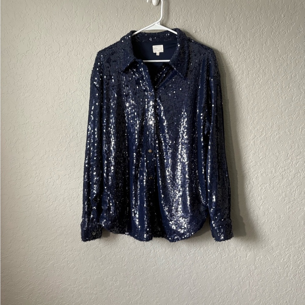 Dee Elly Women’s Elegant long sleeve Navy Sequin snap front to/shacket. Size med